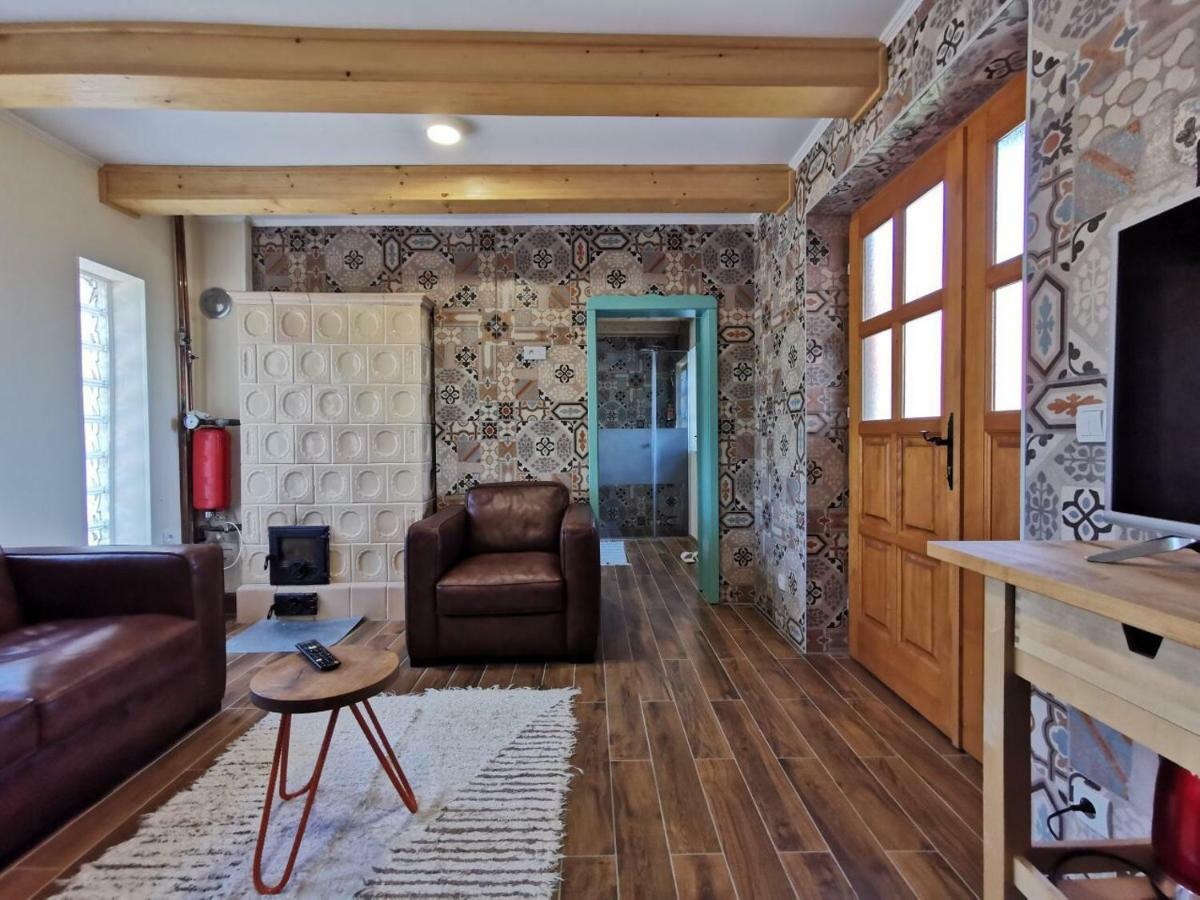 Etno Selo Rajski Konaci Leusici Exteriör bild